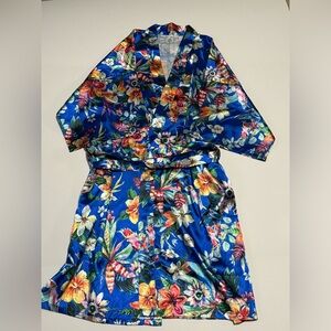 Blue floral silk robe